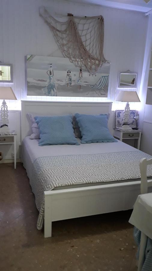 Chambres D'Hotes Chez Catherine A Reus Chambre Bord De Mer Avec Salle De Bains Privee Εξωτερικό φωτογραφία